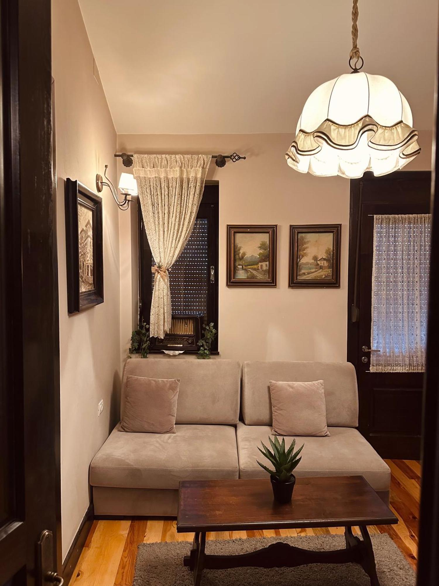 Villa Elezi 2 Korce Bagian luar foto